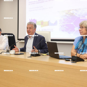 ΣΥΣΚΕΨΗ ΜΕ ΔΗΜΑΡΧΟΥΣ ΔΥΤΙΚΗΣ ΚΡΗΤΗΣ ΣΤΗΝ ΠΕΡΙΦΕΡΕΙΑ