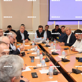 ΣΥΣΚΕΨΗ ΚΥΒΕΡΝΗΤΙΚΟΥ ΚΛΙΜΑΚΙΟΥ ΜΕ ΦΟΡΕΙΣ ΣΤΟ ΔΗΜΑΡΧΕΙΟ ΟΡΟΠΕΔΙΟΥ ΛΑΣΙΘΙΟΥ