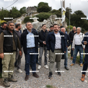 Ο ΑΛΕΞΗΣ ΤΣΙΠΡΑΣ ΣΤΟ ΟΡΟΠΕΔΙΟ ΛΑΣΙΘΙΟΥ