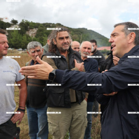 Ο ΑΛΕΞΗΣ ΤΣΙΠΡΑΣ ΣΤΟ ΟΡΟΠΕΔΙΟ ΛΑΣΙΘΙΟΥ
