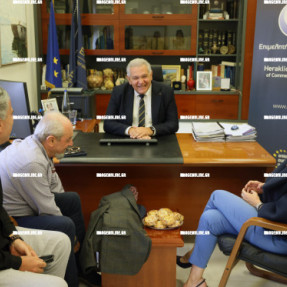 ΕΠΙΣΚΕΨΗ ΚΑΡΥΣΤΙΑΝΟΥ ΣΤΟ ΗΡΑΚΛΕΙΟ