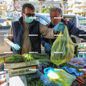 ΜΕ ΜΑΣΚΕΣ ΣΤΗ ΛΑΙΚΗ ΛΟΓΩ ΚΟΡΩΝΟΙΟΥ