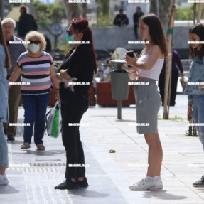 ΕΠΑΝΑΛΕΙΤΟΥΡΓΙΑ ΚΑΤΑΣΤΗΜΑΤΩΝ, ΟΥΡΕΣ ΚΑΙ ΚΙΝΗΣΗ ΣΤΗΝ ΑΓΟΡΑ
