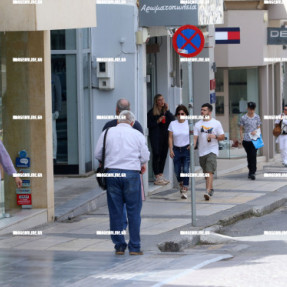 ΕΠΑΝΑΛΕΙΤΟΥΡΓΙΑ ΚΑΤΑΣΤΗΜΑΤΩΝ, ΟΥΡΕΣ ΚΑΙ ΚΙΝΗΣΗ ΣΤΗΝ ΑΓΟΡΑ