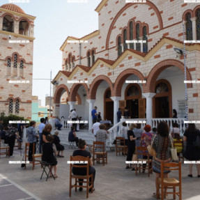 ΘΕΙΑ ΛΕΙΤΟΥΡΓΙΑ ΜΕ ΑΠΟΣΤΑΣΕΙΣ ΣΤΗΝ ΠΑΝΑΓΙΤΣΑ ΚΑΙ ΑΓΙΟ ΜΗΝΑ