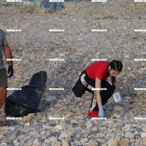 ΚΑΘΑΡΙΣΜΟΣ ΠΑΡΑΛΙΑΣ ΚΑΡΑΒΟΛΑ