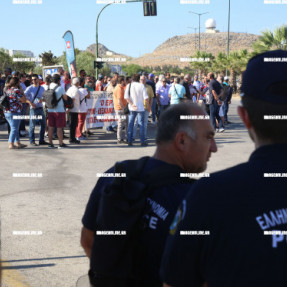 ΑΦΙΞΗ ΤΩΝ ΠΡΩΤΩΝ ΤΟΥΡΙΣΤΏΝ ΣΤΟ ΑΕΡΟΔΡΟΜΙΟ ΗΡΑΚΛΕΙΟΥ