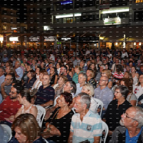 Αυλαία με Χρήστο Θηβαίο στο «Τέχνη Καθ’ οδόν»