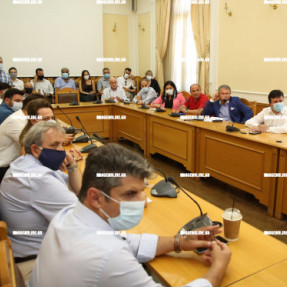 ΠΕΡΙΟΔΕΙΑ ΦΩΦΗΣ ΓΕΝΝΗΜΑΤΑ ΣΤΟ ΗΡΑΚΛΕΙΟ