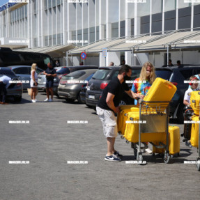 ΑΝΑΧΩΡΗΣΗ ΒΡΕΤΑΝΩΝ ΤΟΥΡΙΣΤΩΝ ΑΠΟ ΤΟ ΑΕΡΟΔΡΟΜΙΟ ΗΡΑΚΛΕΙΟΥ