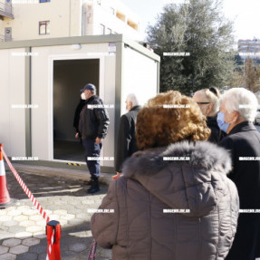 Εμβολιασμός ηλικιωμένων στο Κ.Υ Εσταυρωμένου