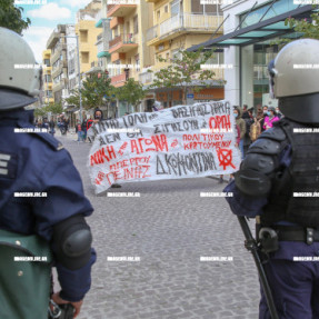 ΔΙΑΜΑΡΤΥΡΙΑ ΚΑΙ ΕΝΤΑΣΗ ΣΤΑ ΔΙΚΑΣΤΗΡΙΑ ΓΙΑ ΤΟΥΣ ΣΥΛΛΗΦΘΕΝΤΕΣ ΑΠΟ ΤΗΝ ΕΠΙΘΕΣΗ ΣΤΑ ΓΡΑΦΕΙΑ ΤΟΥ ΑΥΓΕΝΑΚΗ