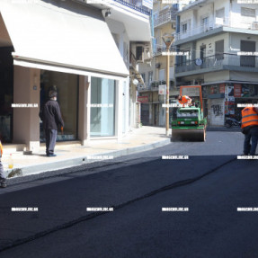 ΑΣΦΑΛΤΟΣΤΡΩΣΗ ΣΤΗΝ ΠΛΑΤΕΙΑ ΚΟΡΝΑΡΟΥ