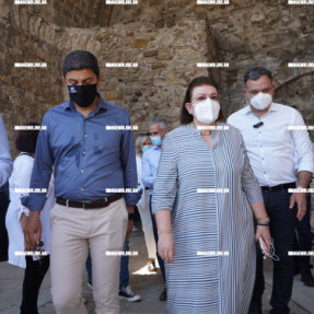 ΕΠΙΣΚΕΨΗ ΜΕΝΔΩΝΗ ΣΤΑ ΝΕΩΡΙΑ