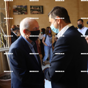ΕΠΙΣΚΕΨΗ ΘΕΟΧΑΡΗ ΣΤΟΝ ΔΗΜΟ