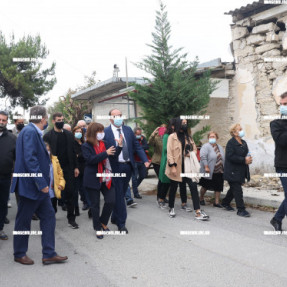 Η ΠΡΟΕΔΡΟΣ ΤΗΣ ΔΗΜΟΚΡΑΤΙΑΣ ΣΤΙΣ ΣΕΙΣΜΟΠΛΗΚΤΕΣ ΠΕΡΙΟΧΕΣ