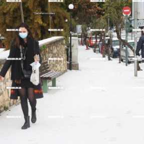 ΕΣΤΡΩΣΕ ΤΟ ΧΑΛΑΖΙ ΣΤΟ ΚΕΝΤΡΟ ΤΟΥ ΗΡΑΚΛΕΙΟΥ