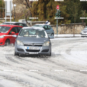 ΕΣΤΡΩΣΕ ΤΟ ΧΑΛΑΖΙ ΣΤΟ ΚΕΝΤΡΟ ΤΟΥ ΗΡΑΚΛΕΙΟΥ