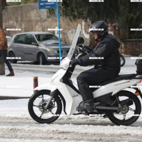 ΕΣΤΡΩΣΕ ΤΟ ΧΑΛΑΖΙ ΣΤΟ ΚΕΝΤΡΟ ΤΟΥ ΗΡΑΚΛΕΙΟΥ