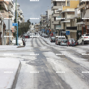 ΕΣΤΡΩΣΕ ΤΟ ΧΑΛΑΖΙ ΣΤΟ ΚΕΝΤΡΟ ΤΟΥ ΗΡΑΚΛΕΙΟΥ