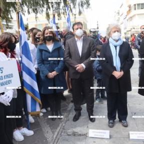 ΚΑΤΑΘΕΣΗ ΣΤΕΦΑΝΩΝ