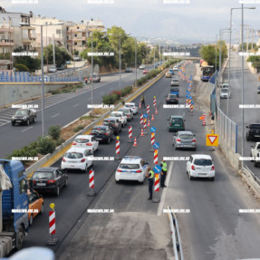 ΜΠΟΤΙΛΙΑΡΙΣΜΑ ΣΤΗΝ ΕΘΝΙΚΗ ΟΔΟ ΑΠΟ ΤΑ ΕΡΓΑ ΑΣΦΑΛΤΟΣΤΡΩΣΗΣ