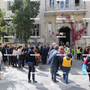 ΣΥΜΒΑΣΙΟΥΧΟΙ ΣΤΑ ΔΙΚΑΣΤΗΡΙΑ ΓΙΑ ΤΗΝ ΕΚΔΙΚΑΣΗ ΤΗΣ ΥΠΟΘΕΣΗΣ ΤΟΥΣ