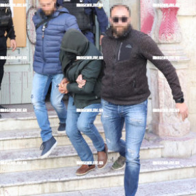 ΣΤΑ ΔΙΚΑΣΤΗΡΙΑ Ο ΚΑΤΗΓΟΡΟΥΜΕΝΟΣ ΛΥΡΑΡΗΣ ΓΙΑ ΒΙΑΣΜΟ ΚΑΙ ΜΑΣΤΡΟΠΕΙΑ ΑΝΗΛΙΚΟΥ