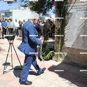 ΚΑΤΕΘΕΣΗ ΣΤΕΦΑΝΩΝ ΣΤΟΥΣ 62 ΜΑΡΤΥΡΕΣ