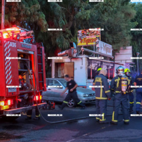 ΦΩΤΙΑ ΣΕ ΚΑΝΤΙΝΑ ΣΤΟ ΘΕΑΤΡΙΚΟ ΣΤΑΘΜΟ