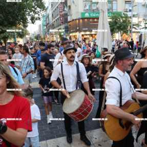 ΕΚΔΗΛΩΣΗ ΣΤΟ ΚΕΝΤΡΟ ΤΟΥ ΗΡΑΚΛΕΙΟΥ ΓΙΑ ΤΟΥΣ ΠΑΡΑΚΤΙΟΥΣ ΑΓΩΝΕΣ