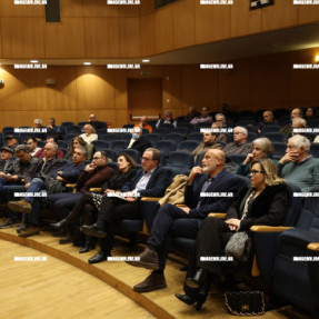 ΟΜΙΛΙΑ ΧΑΡΑΛΑΜΠΙΔΗ ΣΤΟ ΕΠΙΜΕΛΗΤΗΡΙΟ