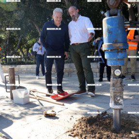 ΑΥΤΟΨΙΑ ΤΟΥ ΔΗΜΑΡΧΟΥ ΣΤΗΝ ΔΕΝΤΡΟΦΥΤΕΥΣΗ ΣΤΟ ΠΑΡΚΟ ΓΕΩΡΓΙΑΔΗ